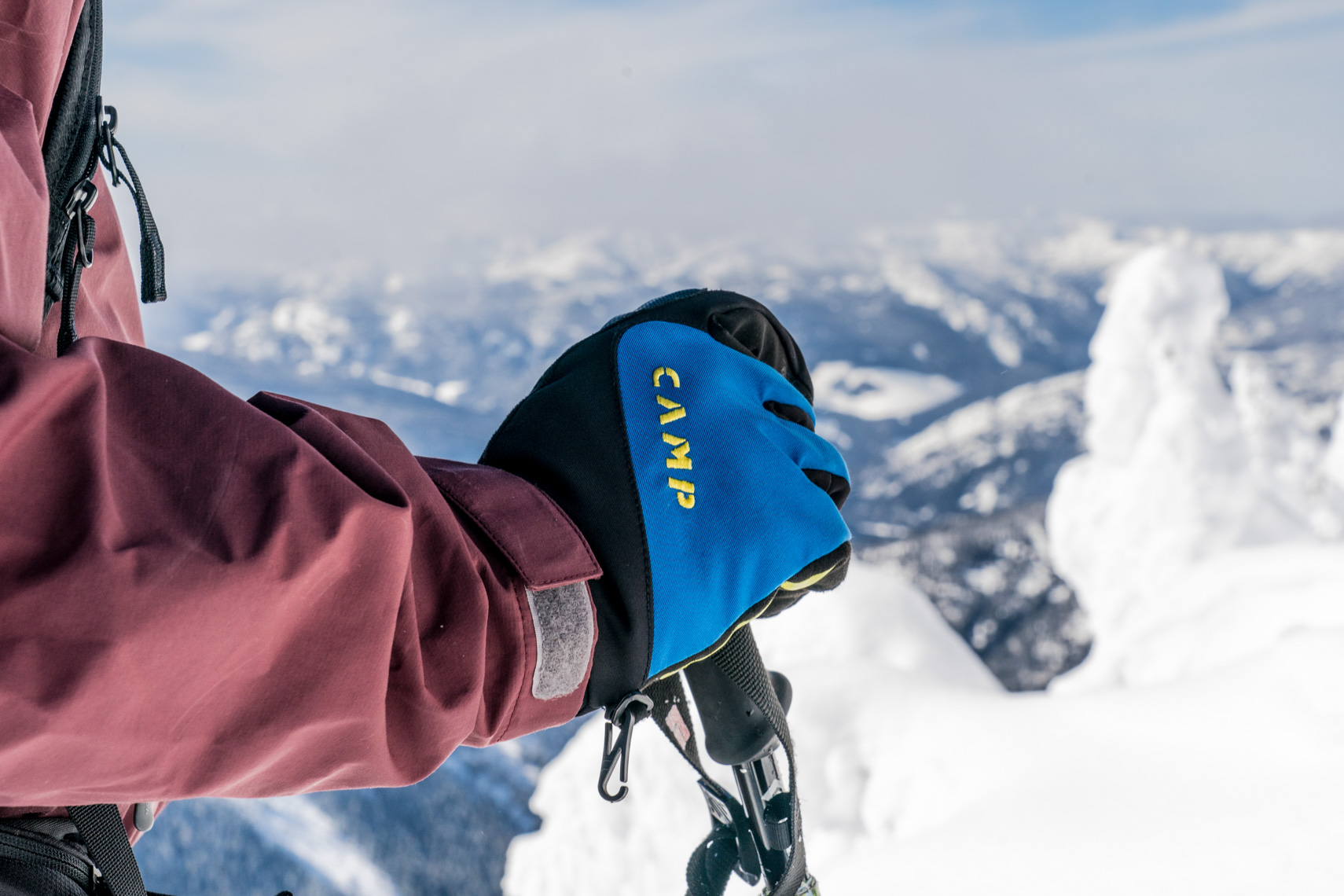 CAMP_CONTOUR_ski_Resize-42